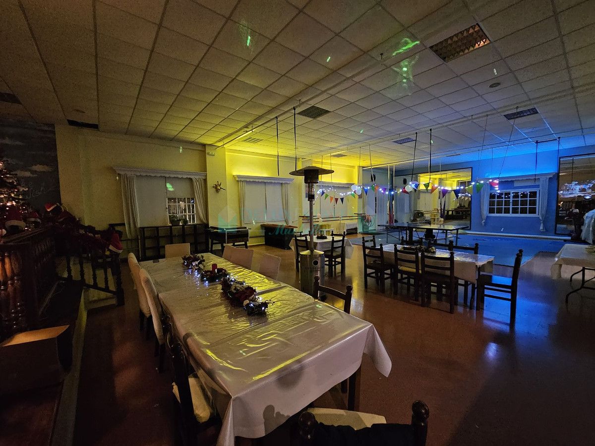 Business for sale in Estepona