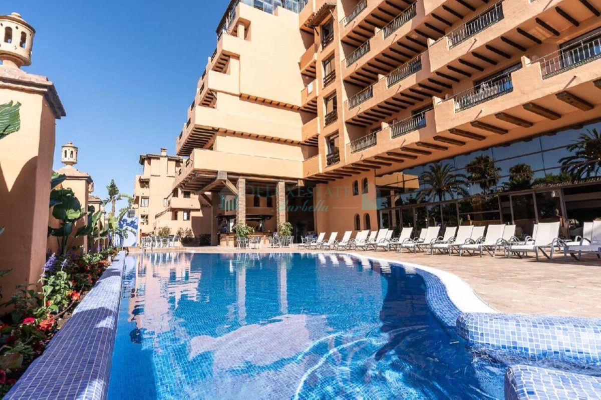 Penthouse for sale in Estepona