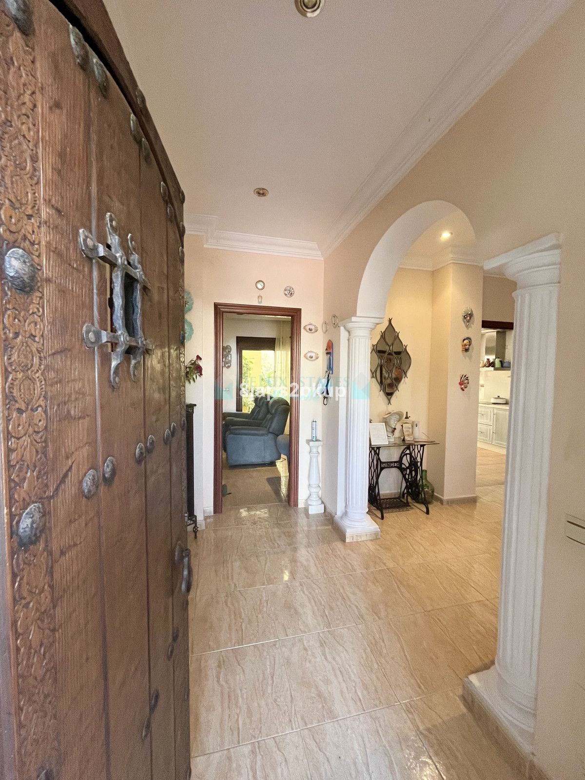 Town House for sale in Estepona