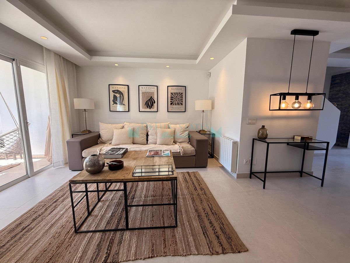 Town House for rent in Nueva Andalucia