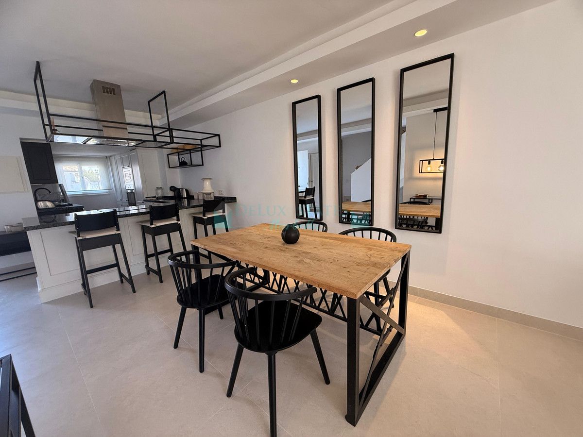 Town House for rent in Nueva Andalucia