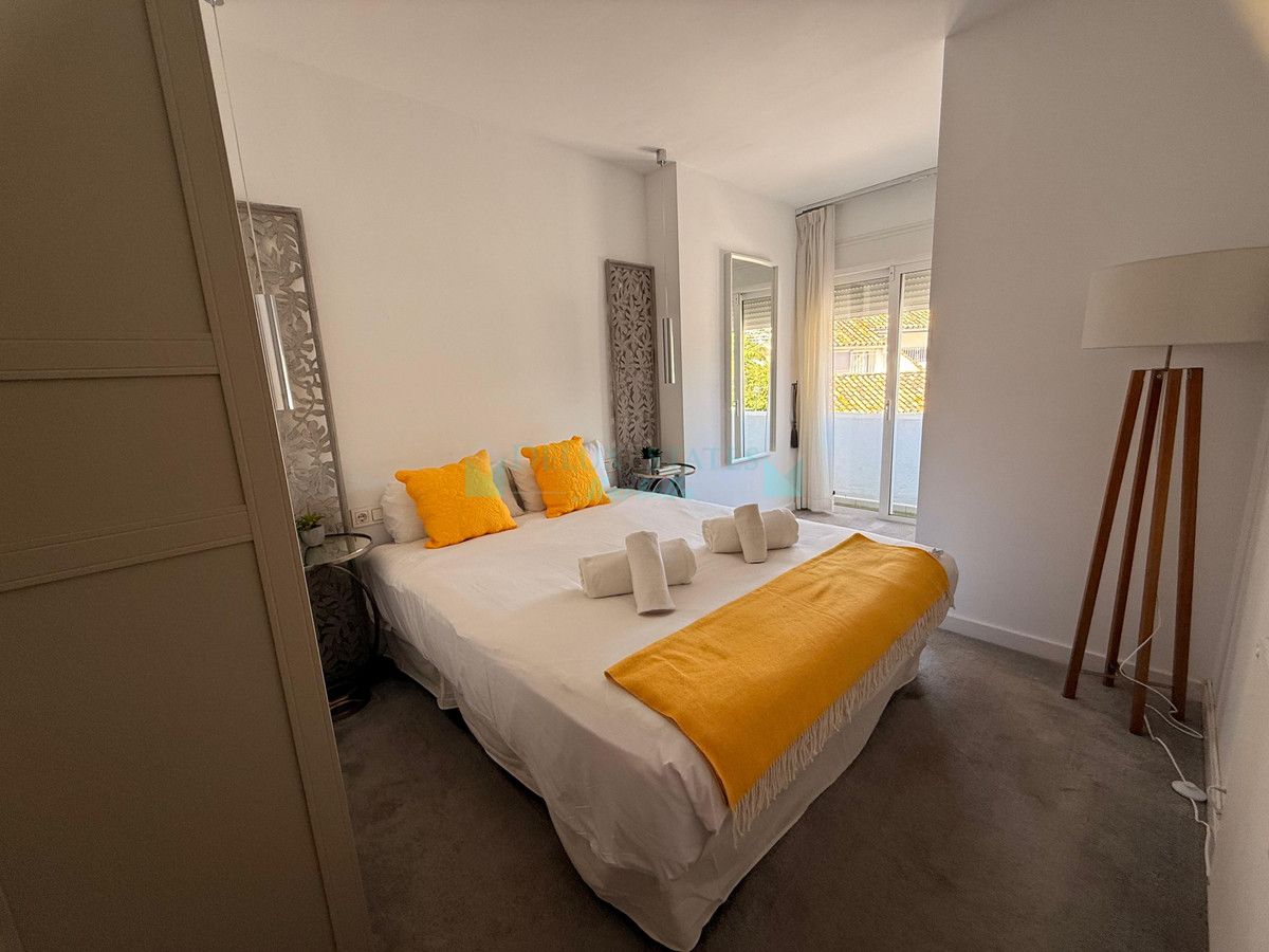 Town House for rent in Nueva Andalucia