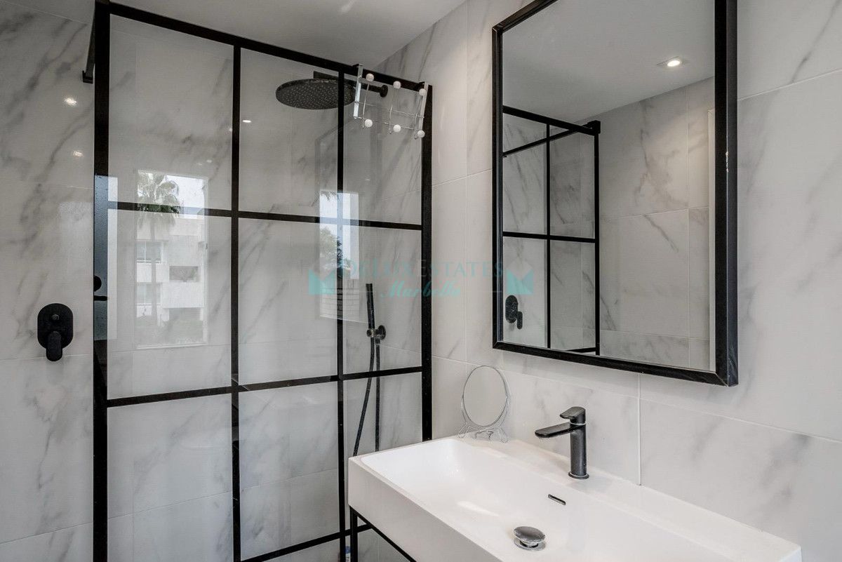 Town House for rent in Nueva Andalucia