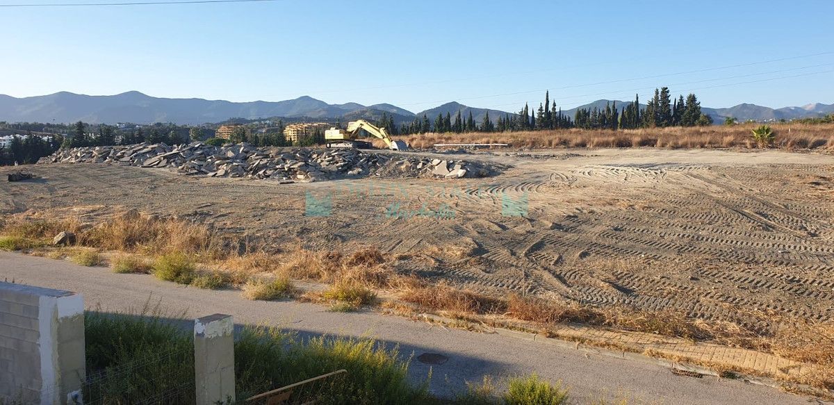 Parcela Residencial en venta en Selwo, Estepona