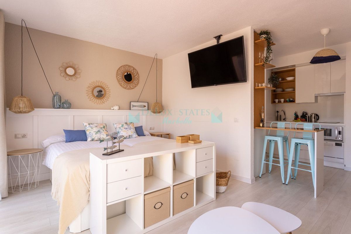 Estudio en venta en Elviria, Marbella Este