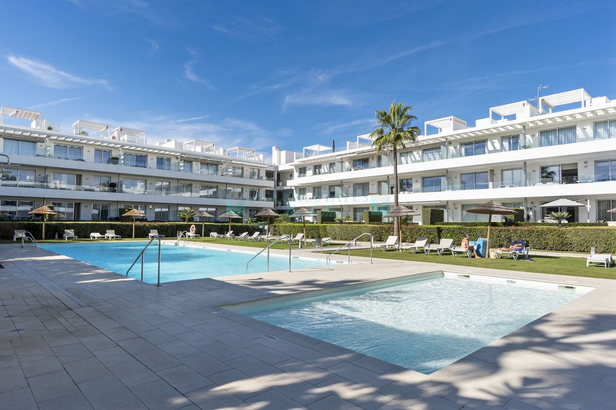 Apartment for rent in New Golden Mile, Estepona