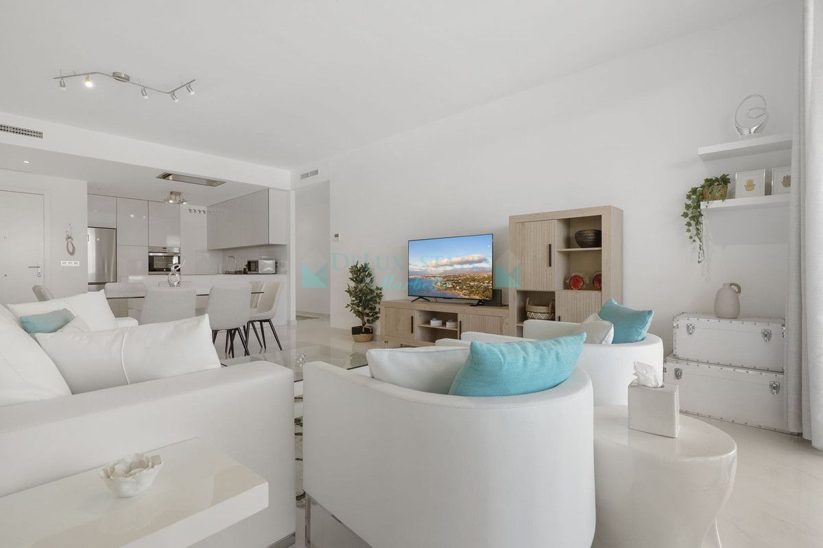 Apartment for rent in New Golden Mile, Estepona