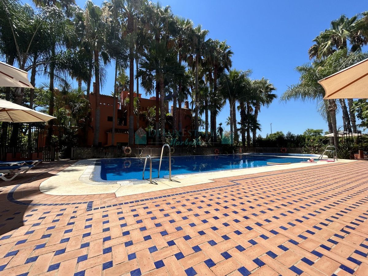 Town House for sale in Marbella Golden Mile