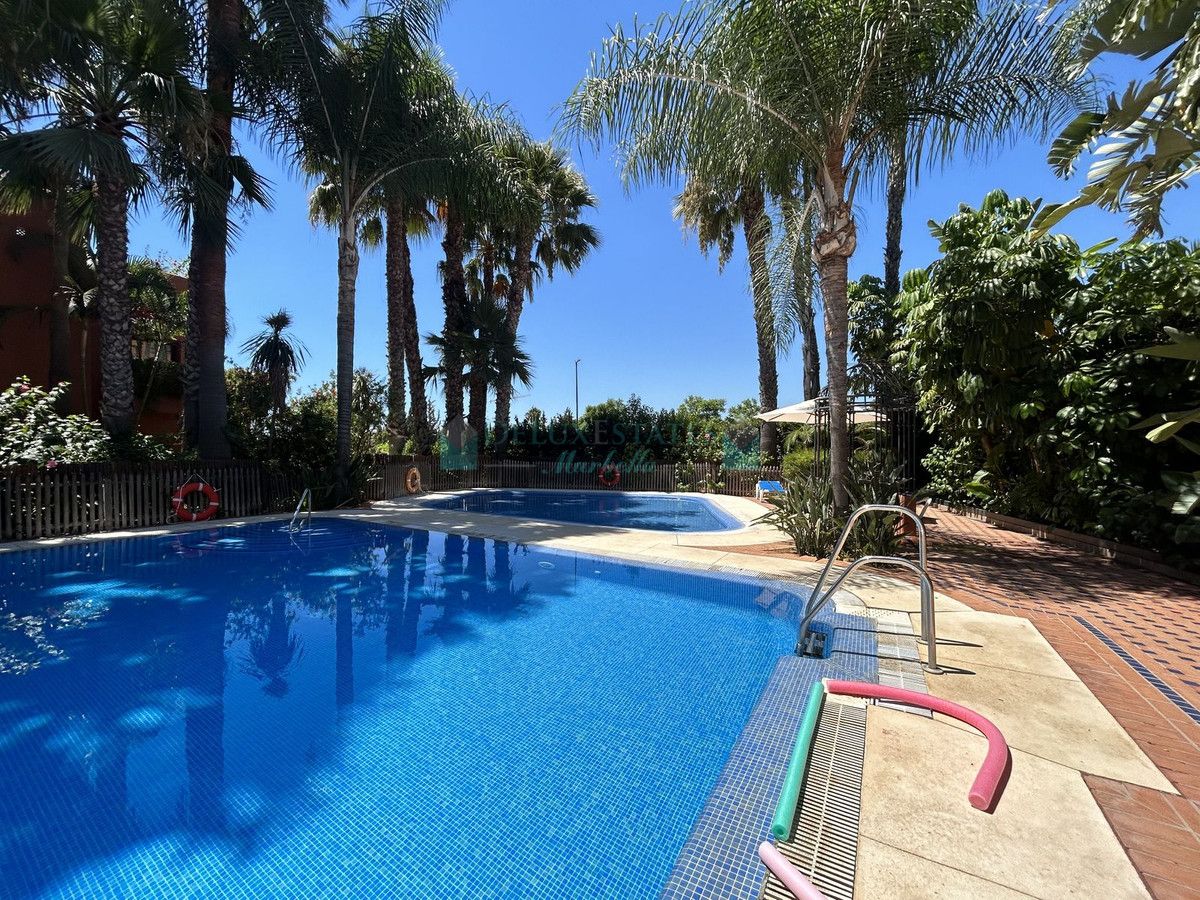 Town House for sale in Marbella Golden Mile