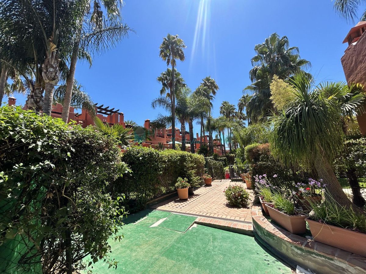 Town House for sale in Marbella Golden Mile