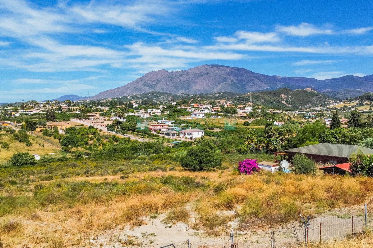 Plot for sale in Estepona