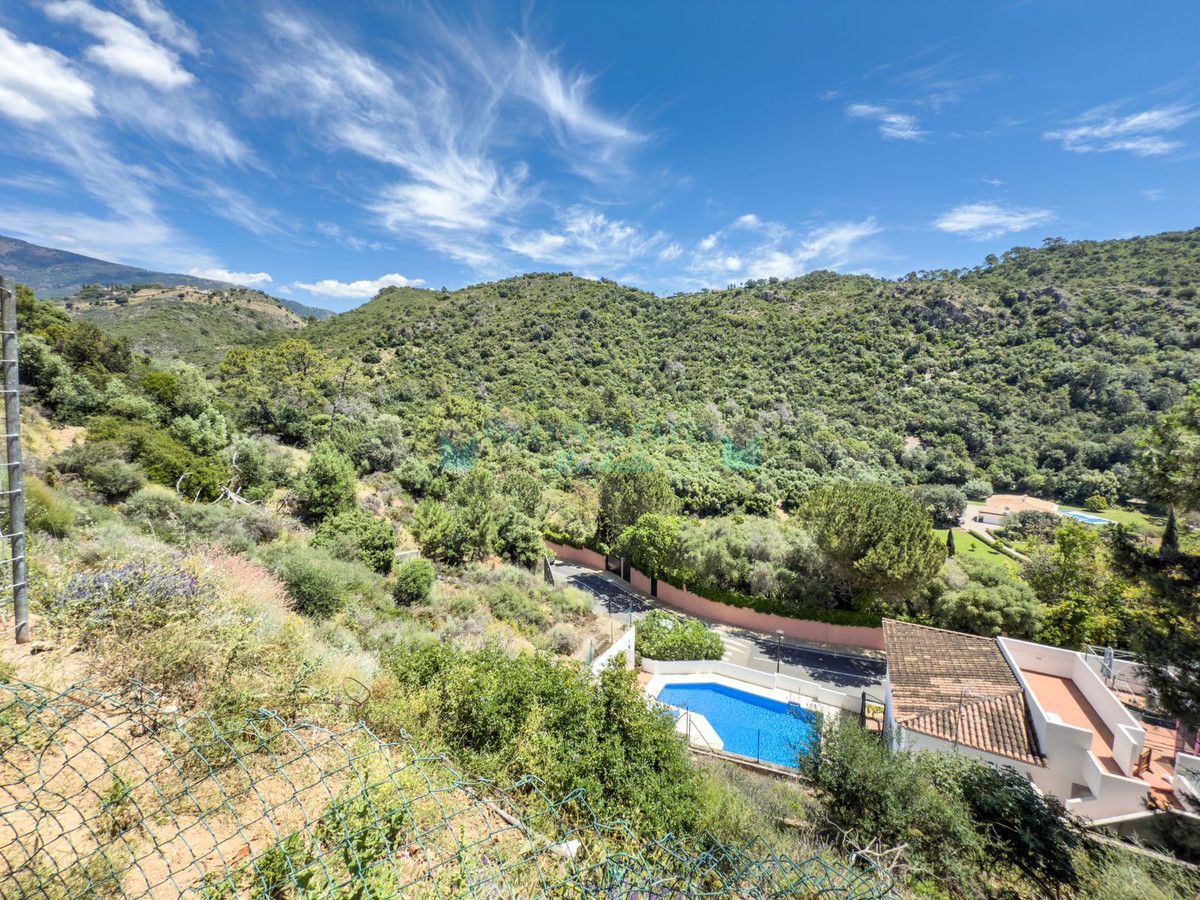 Residential Plot for sale in Benahavis