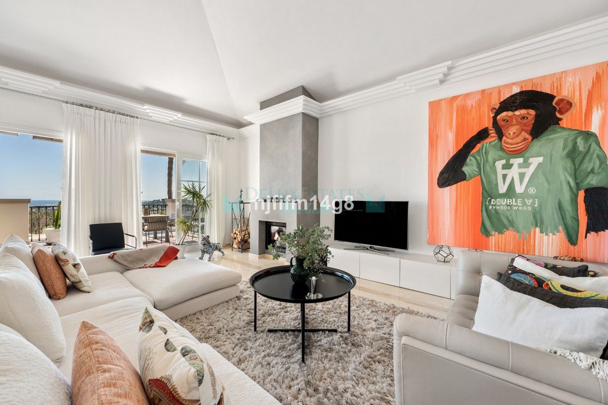 Semi Detached Villa for sale in Nueva Andalucia
