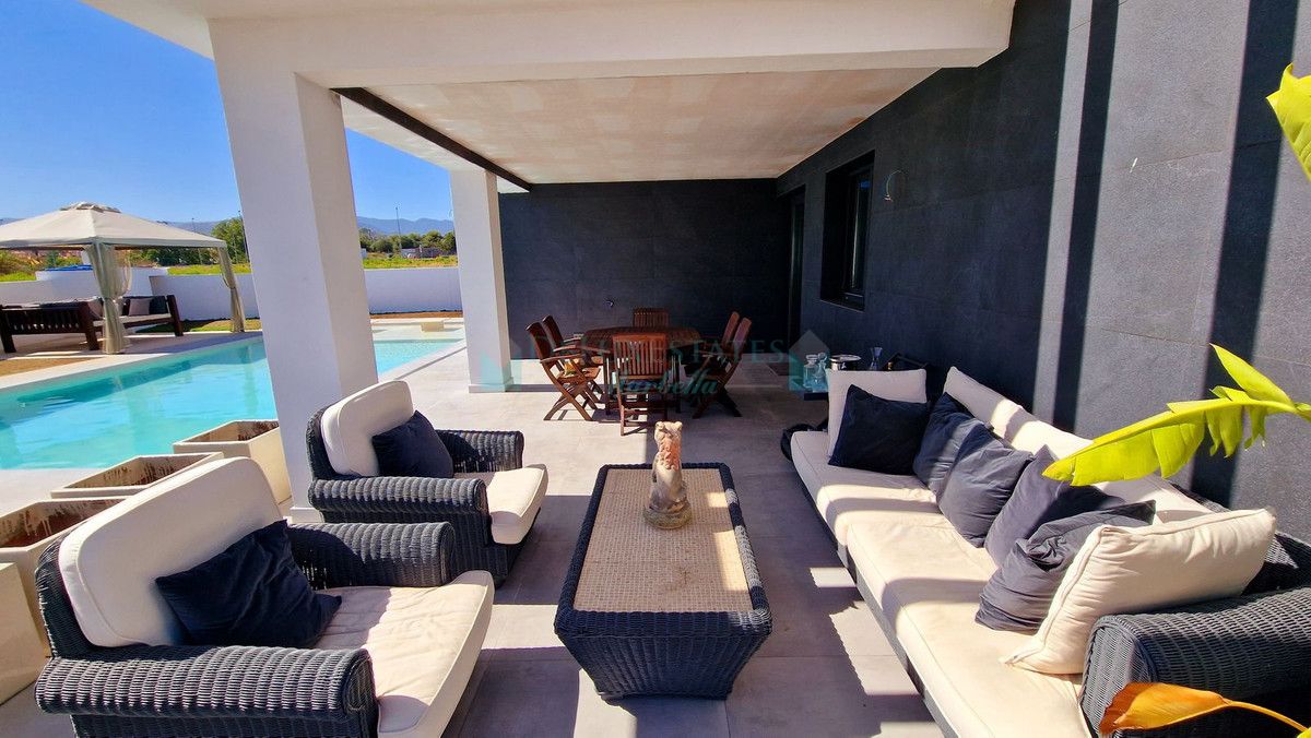 Villa for sale in San Pedro de Alcantara