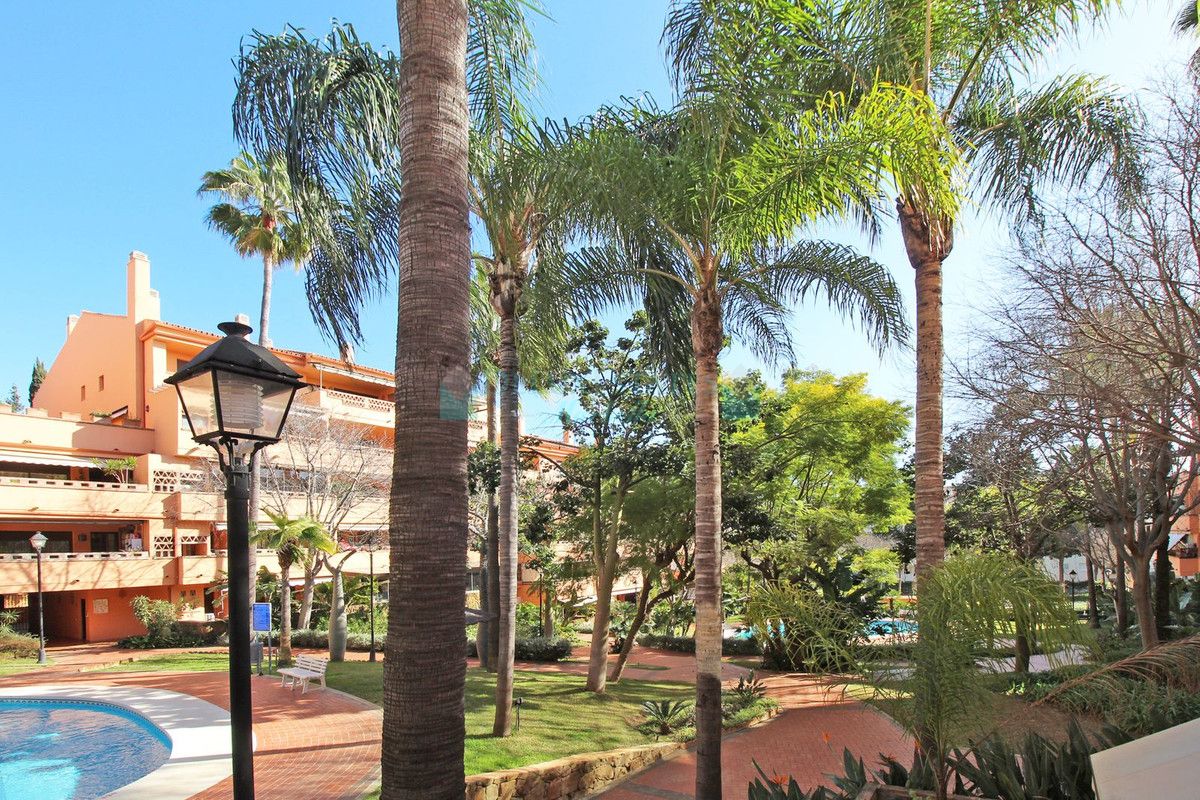 Apartment for sale in Marbella Golden Mile