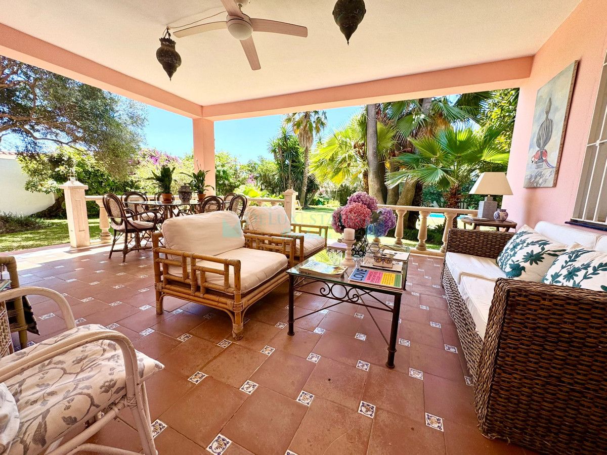 Villa for sale in San Pedro de Alcantara