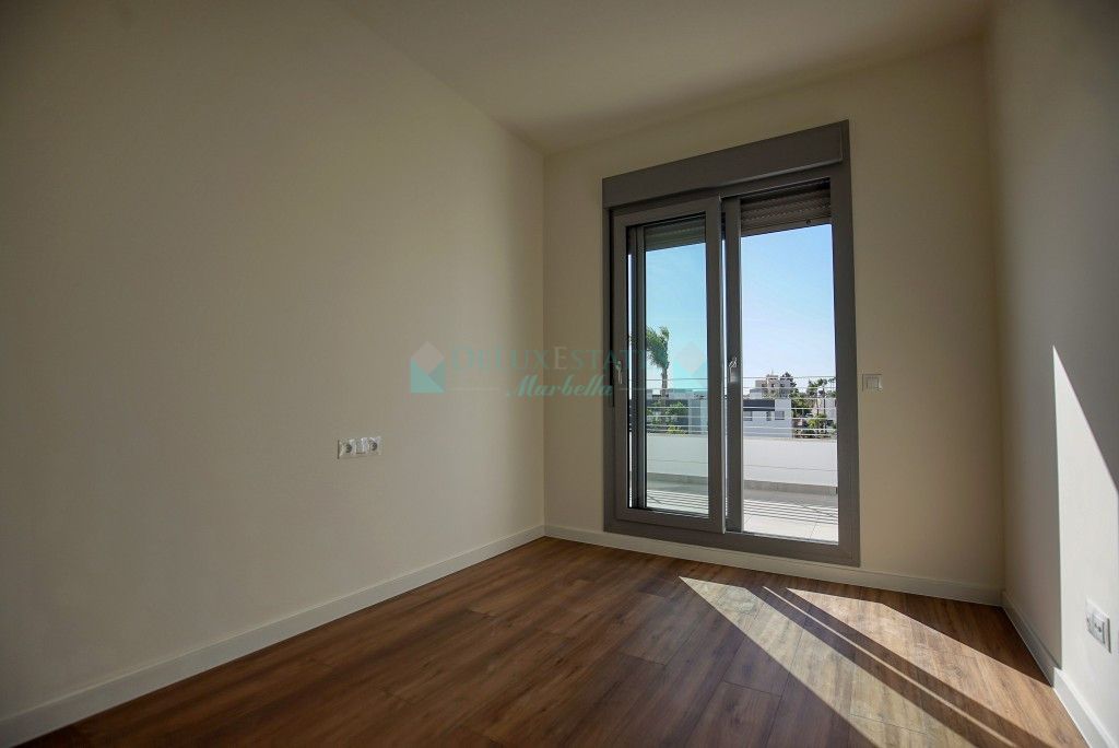 Apartamento en venta en Estepona