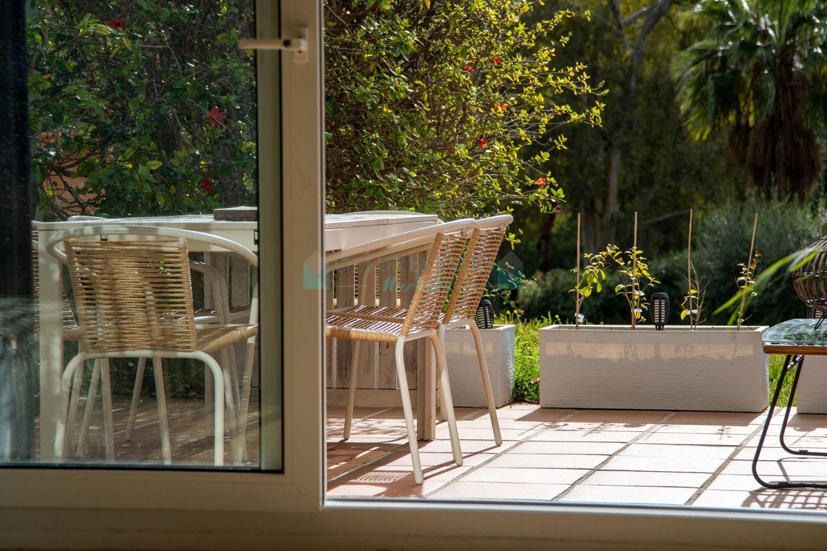 Town House for sale in Atalaya, Estepona