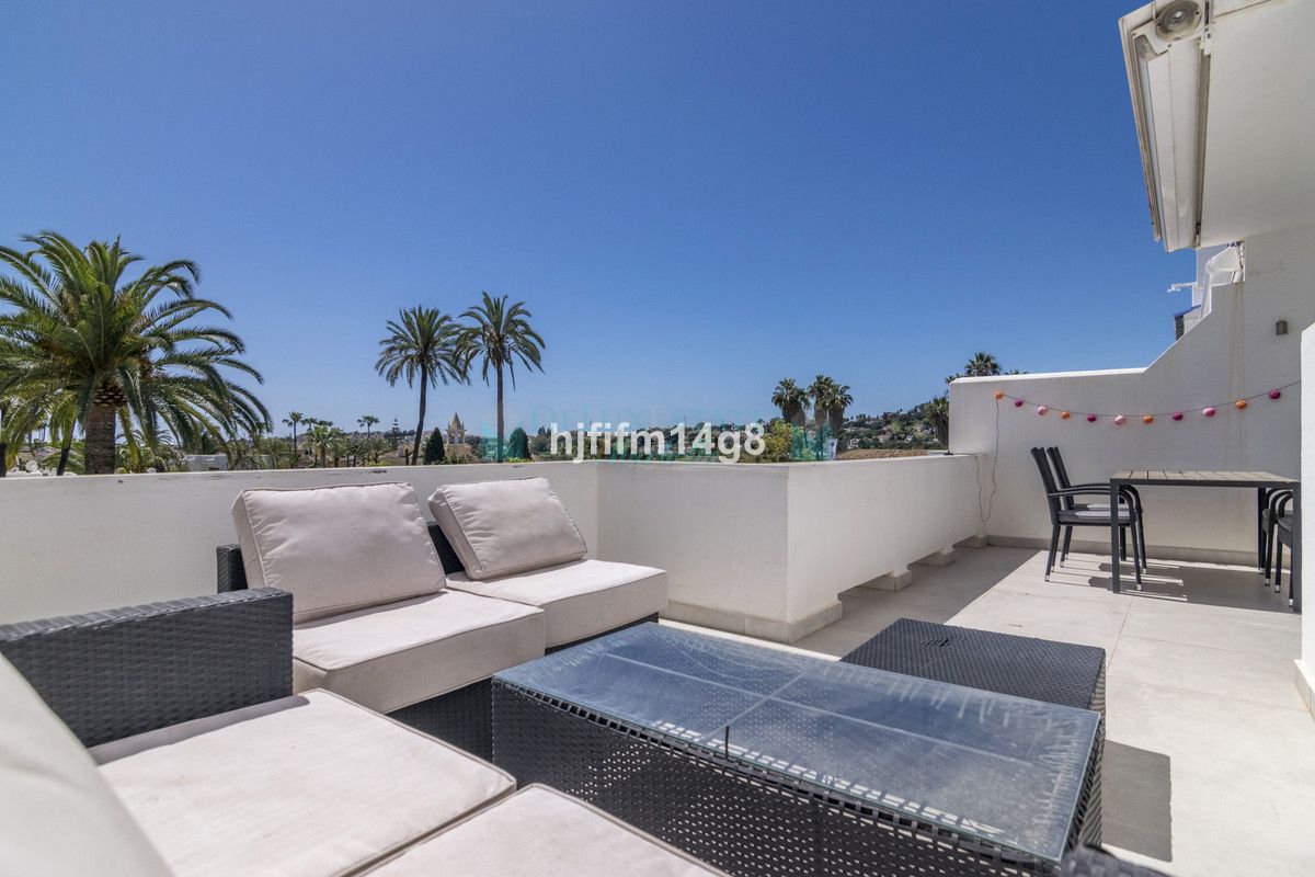 Apartment for sale in Nueva Andalucia