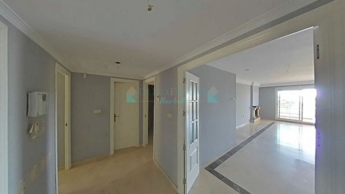 Apartamento Planta Baja en venta en Rio Real, Marbella Este