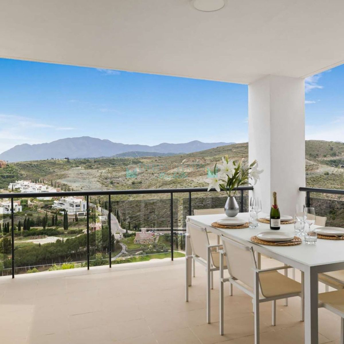 Apartamento en alquiler en Los Flamingos, Benahavis