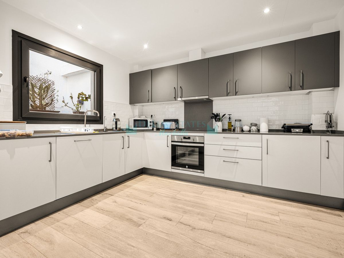 Town House for sale in Marbella