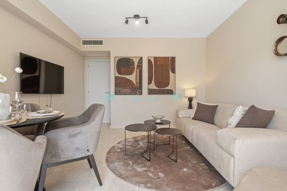 Apartamento en venta en Estepona