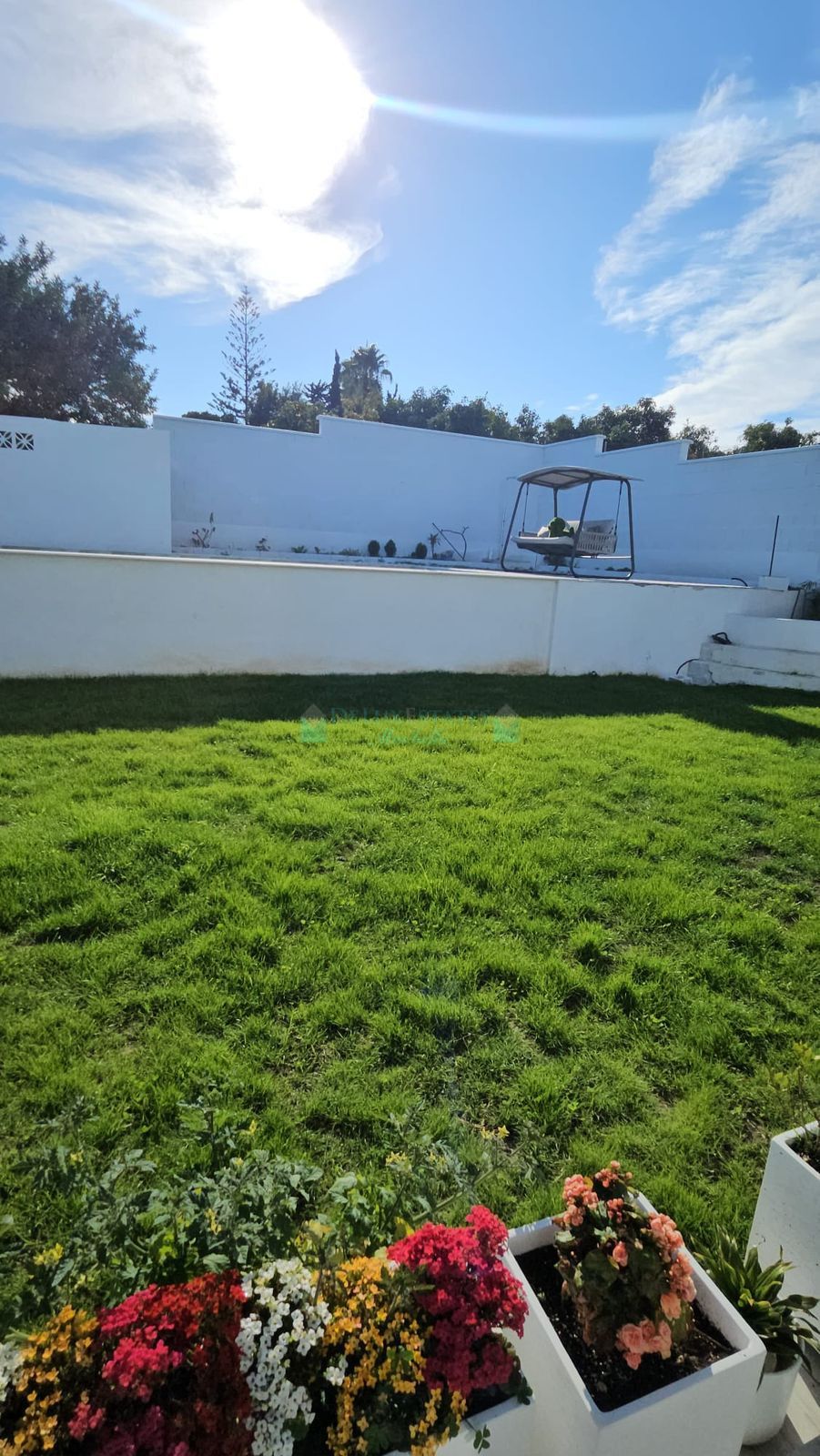 Finca for rent in Estepona