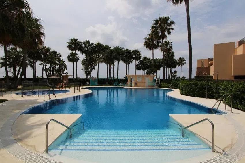 Ground Floor Apartment for sale in Estepona