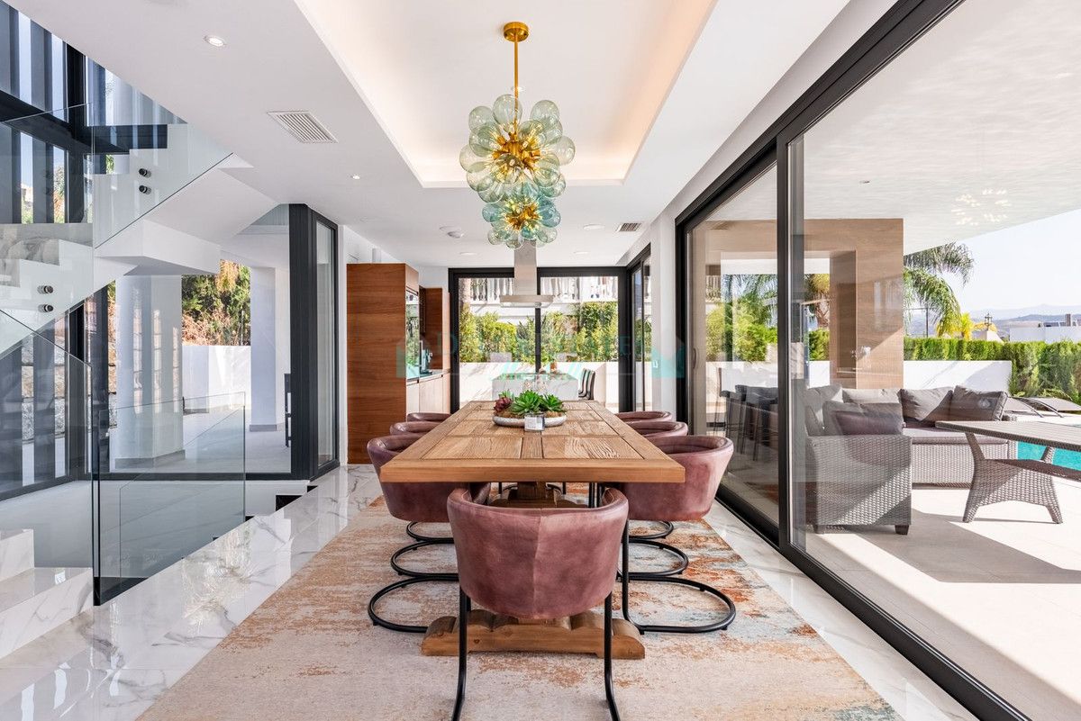 Villa en venta en Estepona