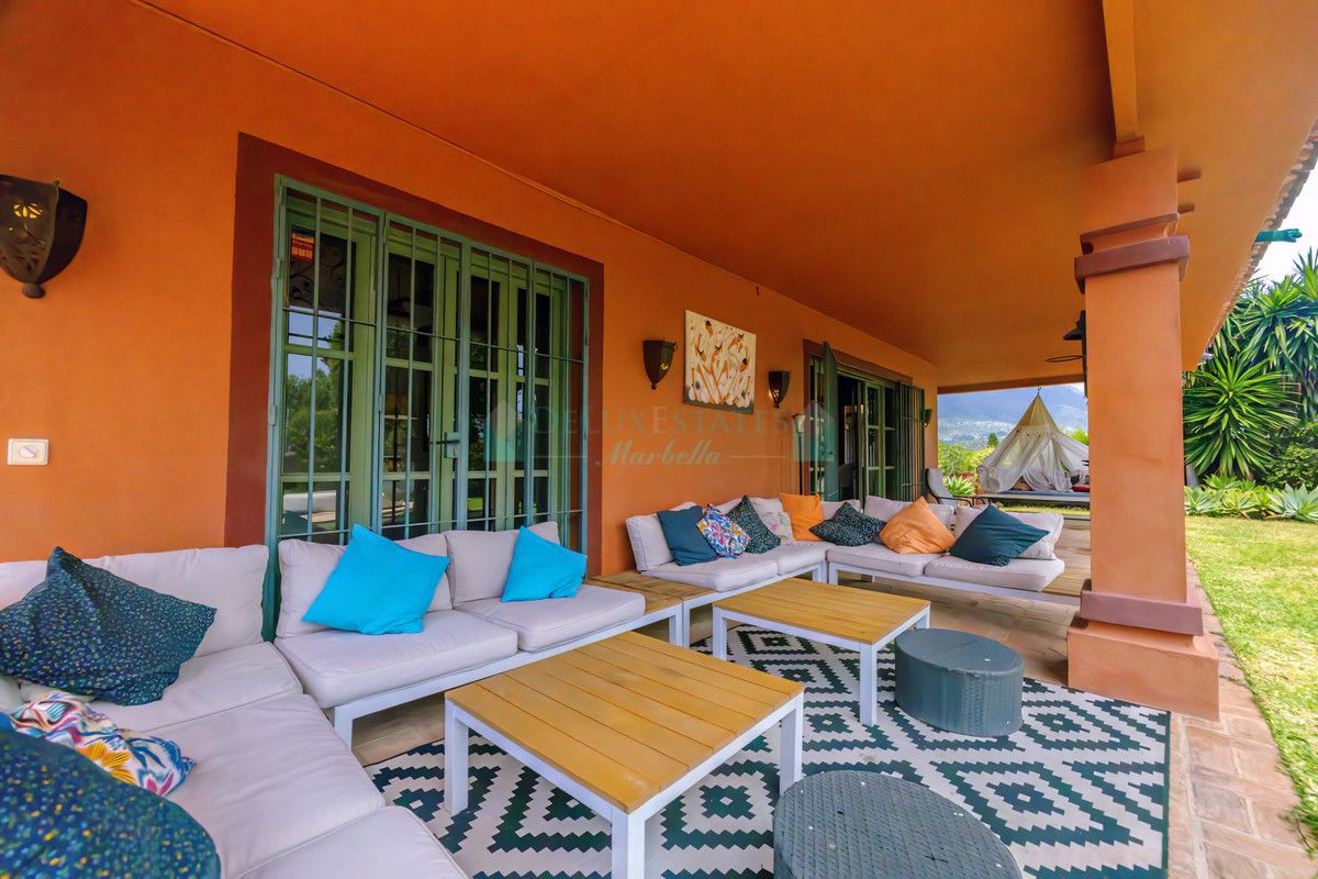 Villa en venta en Nueva Andalucia