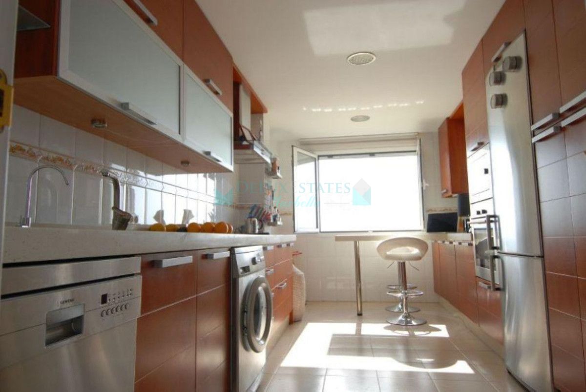 Apartment for sale in Estepona