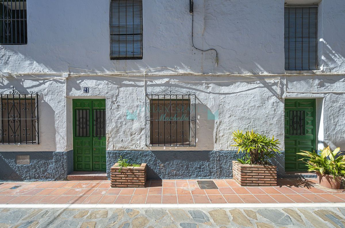 Town House for sale in Marbella