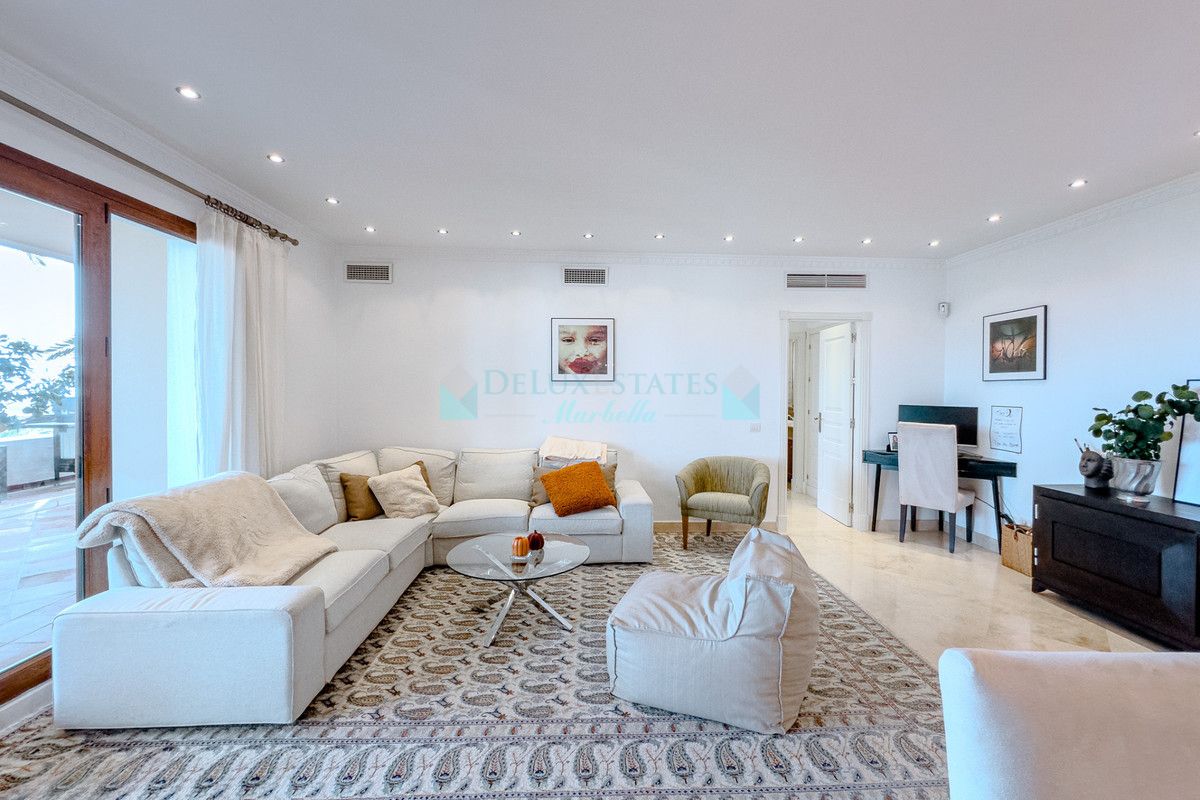 Apartamento en venta en Estepona