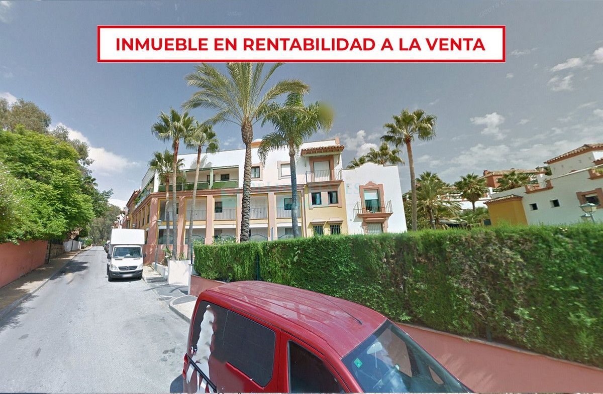 Apartamento Planta Baja en venta en Atalaya, Estepona