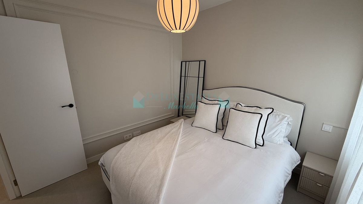 Semi Detached Villa for rent in Atalaya, Estepona