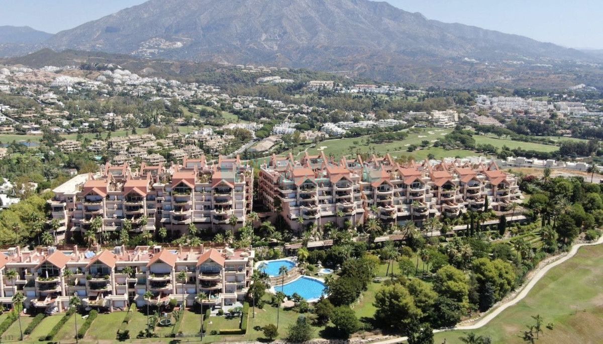 Apartment for sale in Nueva Andalucia