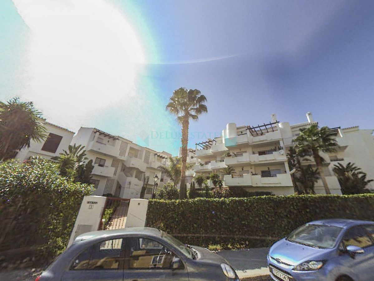 Apartamento en venta en Bel Air, Estepona