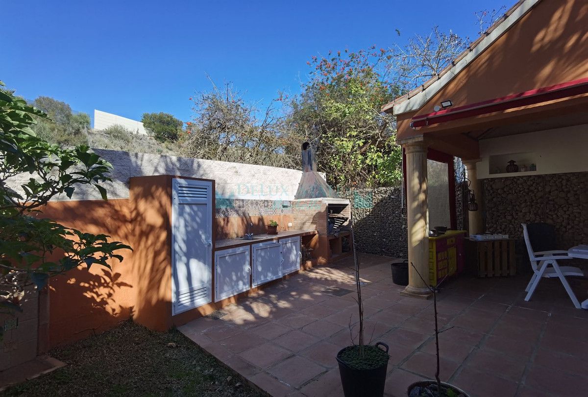 Villa en venta en Nueva Andalucia