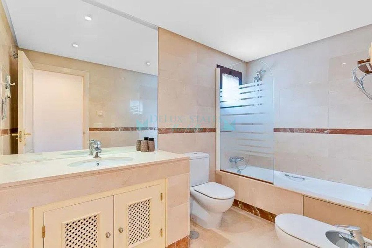 Penthouse for sale in San Pedro de Alcantara