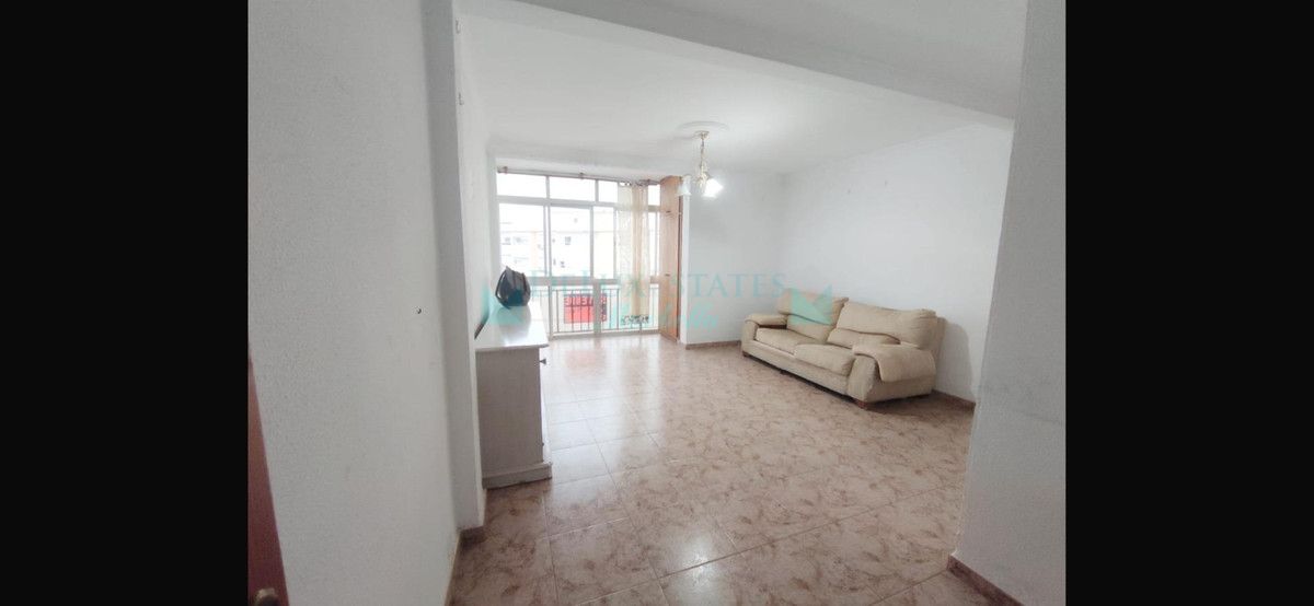 Apartment for sale in Estepona