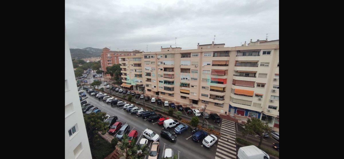 Apartment for sale in Estepona