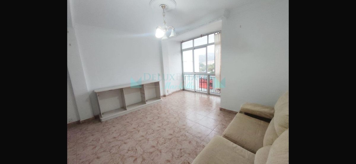 Apartment for sale in Estepona