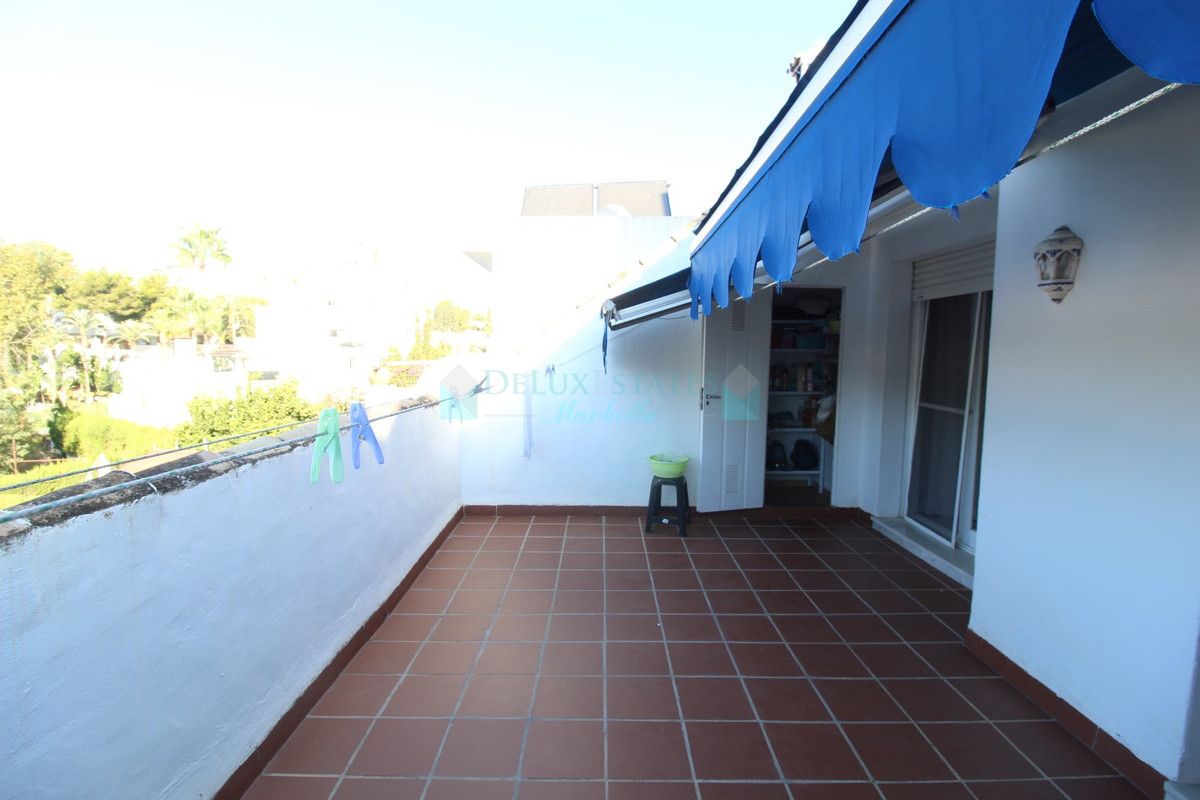 Town House for sale in Estepona