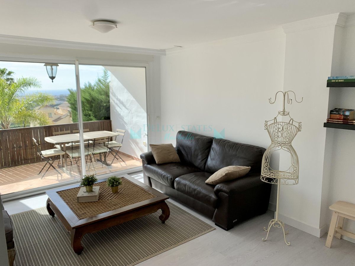 Ground Floor Apartment for sale in Benahavis