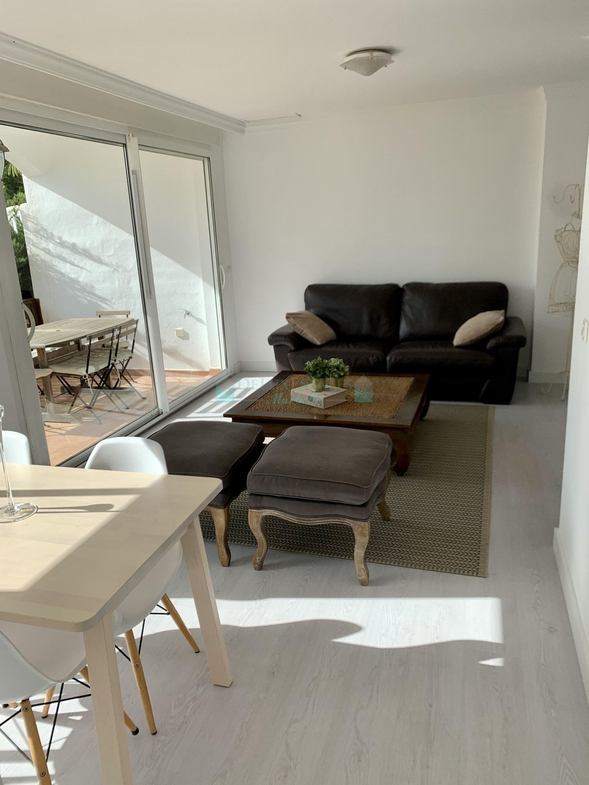 Ground Floor Apartment for sale in Benahavis