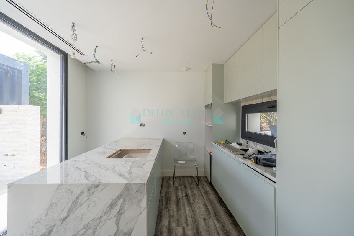 Villa en venta en Estepona