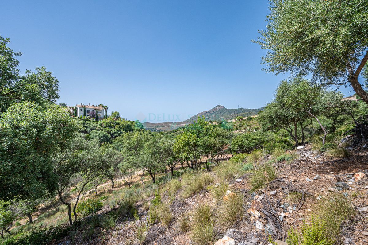 Parcela en venta en La Zagaleta, Benahavis