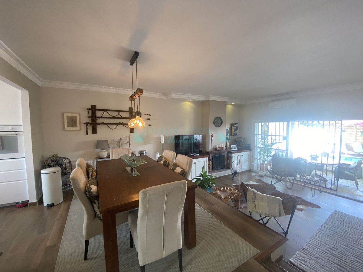 Town House for rent in Atalaya, Estepona