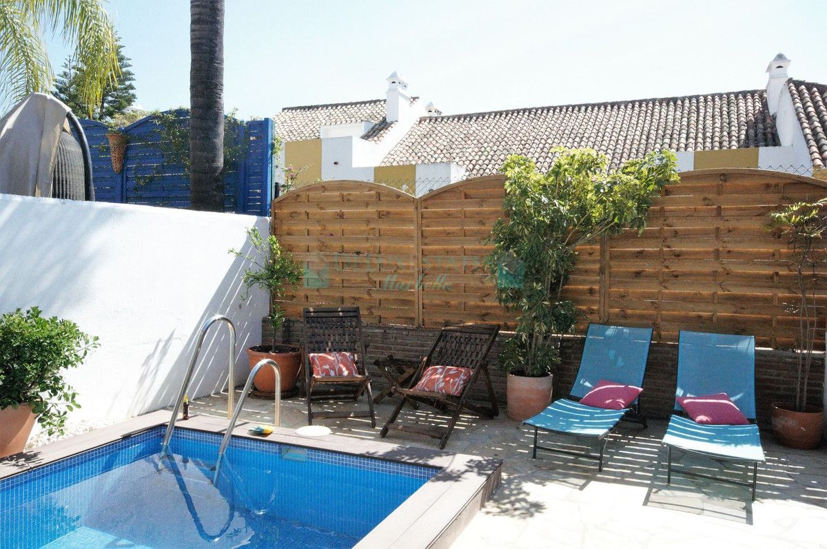 Town House for rent in Atalaya, Estepona